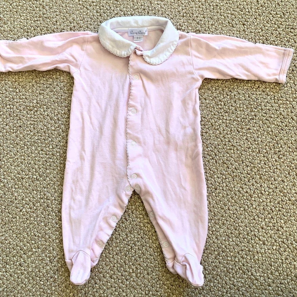 Kissy kissy pink with white collar footie, 0-3 months